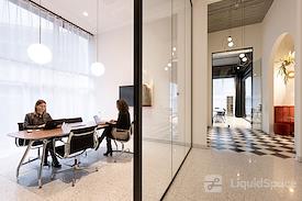 Regus | Canberra 15 Moore Street