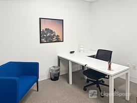 Regus | Prairie Stone
