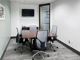 Regus | Foster Plaza
