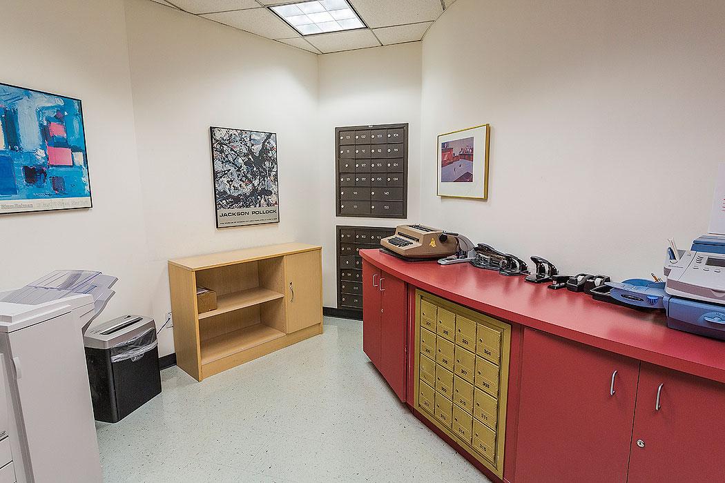 Esquire Suites - The Space for Lawyers